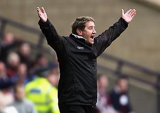 Τέλος από Χαρτς ο Ρόμπερτσον