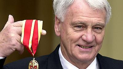 Όγκο στον εγκέφαλο ο Ρόμπσον