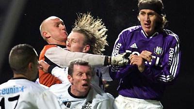 Jupiler league: Θρίαμβος Σαρλερουά