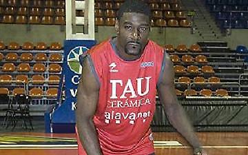 Επιστρέφει στην Πάλμα Άκουα Μάτζικα ο Λου Ρόι