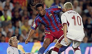 Ξεκουράζει Ροναλντίνιο, Ντέκο ο Ράικαρντ