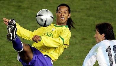 Χωρίς Ροναλντίνιο στη Μόσχα η «σελεσάο»