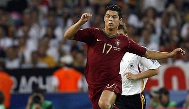 Κρ.Ρονάλντο: «Πρέπει να φύγω από την Αγγλία»