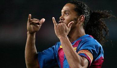 Πρόταση για συμβόλαιο ζωής στο Ροναλντίνιο