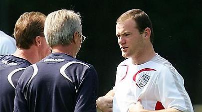 ΜακΚλάρεν:«Ίσως δεν έπρεπε να πάρουμε τον Ρούνεϊ στο Μουντιάλ»