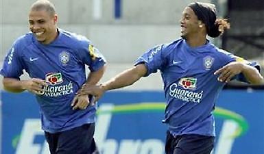 «Φαινόμενο» καλεί Ροναλντίνιο