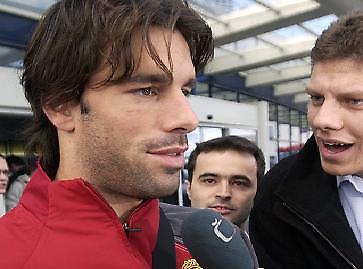 Το πιστεύει για Μίλαν ο Φαν Νίστελροϊ