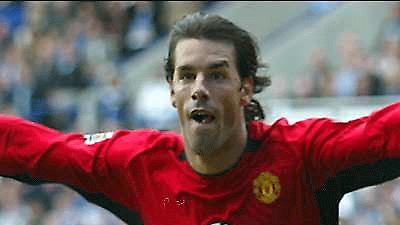 Συνιστά ψυχραιμία ο Φαν  Νίστελροϊ