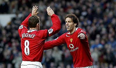 Φαν Νιστελρόι: «Δεν ενδιαφέρομαι για Μίλαν»