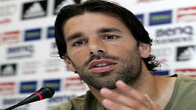 Θέλει για πάντα τον Νιστελρόι