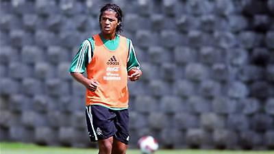 Ντος Σάντος: «Θα μείνω στην Μπαρτσελόνα»