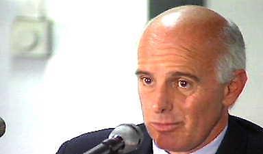 Η Ρεάλ διέψευσε τα περί φυγής Φίγκο