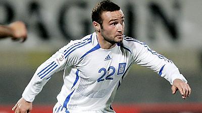 Για τη νίκη-πρόκριση