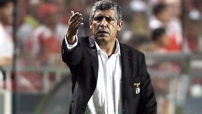 Φεύγει ο Παράσχος, έρχεται ο Σάντος;