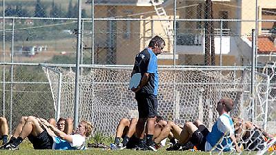 Σάντος: «Να τα δίνουμε όλα»