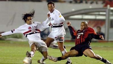 Στην «κορυφή» η Σάο Πάολο