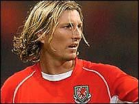 Σταμάτησε από Ουαλία ο Σάβατζ