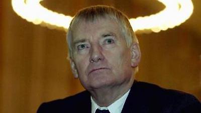 Βολές υπουργού κατά Γερμανών παικτών