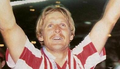 Ντεπορτίβο καλεί Σούστερ