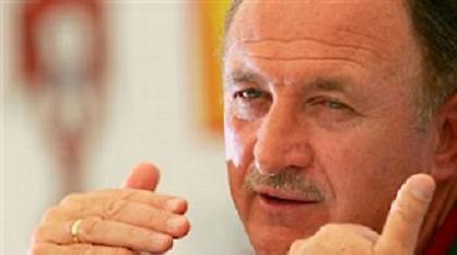 «Ο Ροναλντίνιο πρέπει να φύγει από την Μπαρτσελόνα»