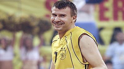 Α1: Ανανέωσε ο Σεραπίνας