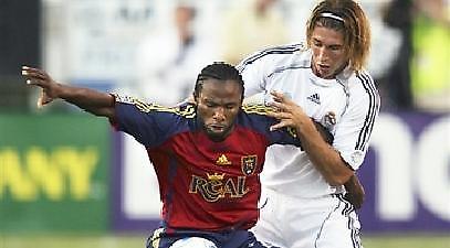 Άνοιξε λογαριασμό ο Φαν Νίστελροϊ