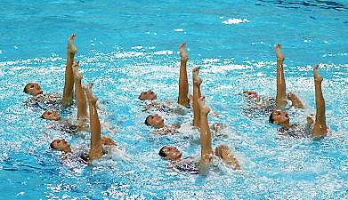 Τρία μετάλλια στη συγχρονισμένη