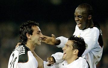 Για πάντα «νυχτερίδα» ο Σισόκο