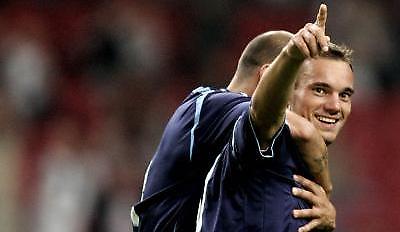 Επιτυχίες και καλό ποδόσφαιρο υπόσχεται ο Σνάιντερ