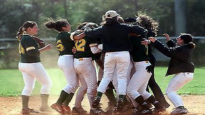 Στον τελικό η Ελλάδα στο Σόφτμπολ