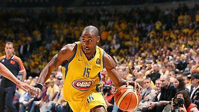 Δεύτερη νίκη με Σόλομον