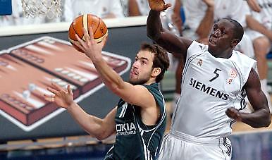 Σκληρή κριτική για Ρεάλ, ύμνοι για ΠΑΟ