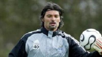 «Καρακάξα» ως το καλοκαίρι ο Σρνίτσεκ