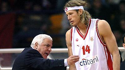 Στακ: «Οι μεγάλες ομάδες φαίνονται στα δύσκολα»