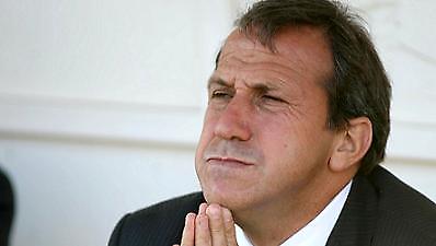 Μουνιόθ: «Πως το σφύριξε αυτό;»