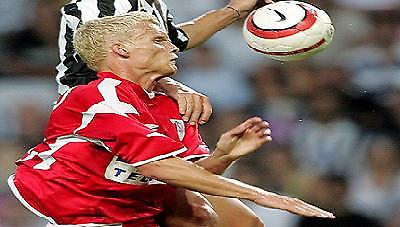 Jupiler League: Ισοπαλία – «γκέλα» για τη Σταντάρ