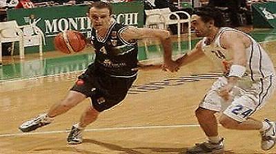 Στον Ερυθρο Αστέρα ο Στεφάνοφ