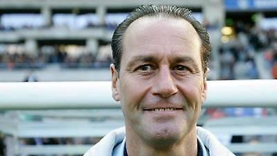 Αδεια στον Στέφενς