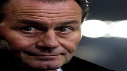 Στέφενς: «Καμία επαφή με Αϊντχόφεν»