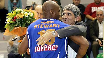 A1: «Νοκ άουτ» ο Στιούαρτ