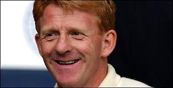 Στράχαν: «Ευχαριστώ, δεν θα πάρω»