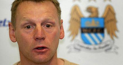 Πιρς: «Υπογράφω…»