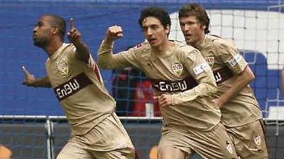 Bundesliga: Νίκες για πρωτοπόρους