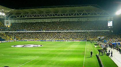 ΦΕΝΕΡΜΠΑΧΤΣΕ-ΑΙΝΤΧΟΦΕΝ 2-0