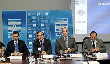 Super League: «Φταίει η Αστυνομία»