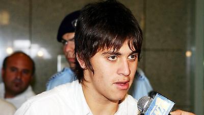 Νούνιες και επίσημα