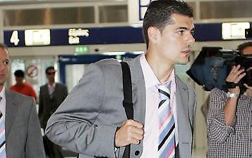 «Πόρτα» της Λιλ σε Ρέιντζερς για τον Ταυλαρίδη