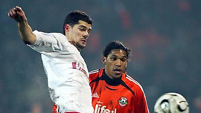 Στη Λιλ ο Γιουλά