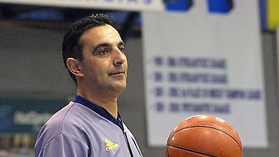 Άλλος για «κόψιμο»…