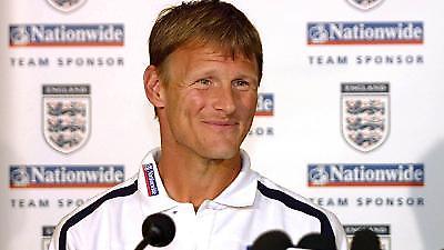 Σέρινχαμ: «Παύσατε πυρ εναντίον Έρικσον»